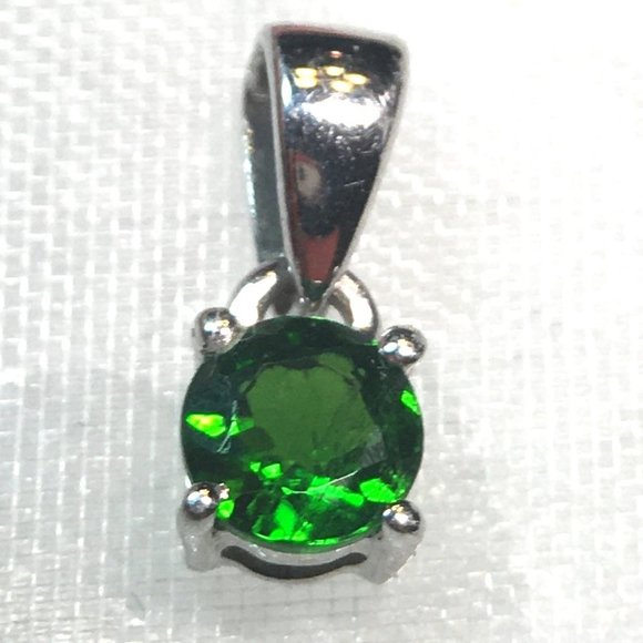 Genuine Chrome Diopside .925 Pendant Natural Gemstone Sterling Silver - Picture 5 of 16